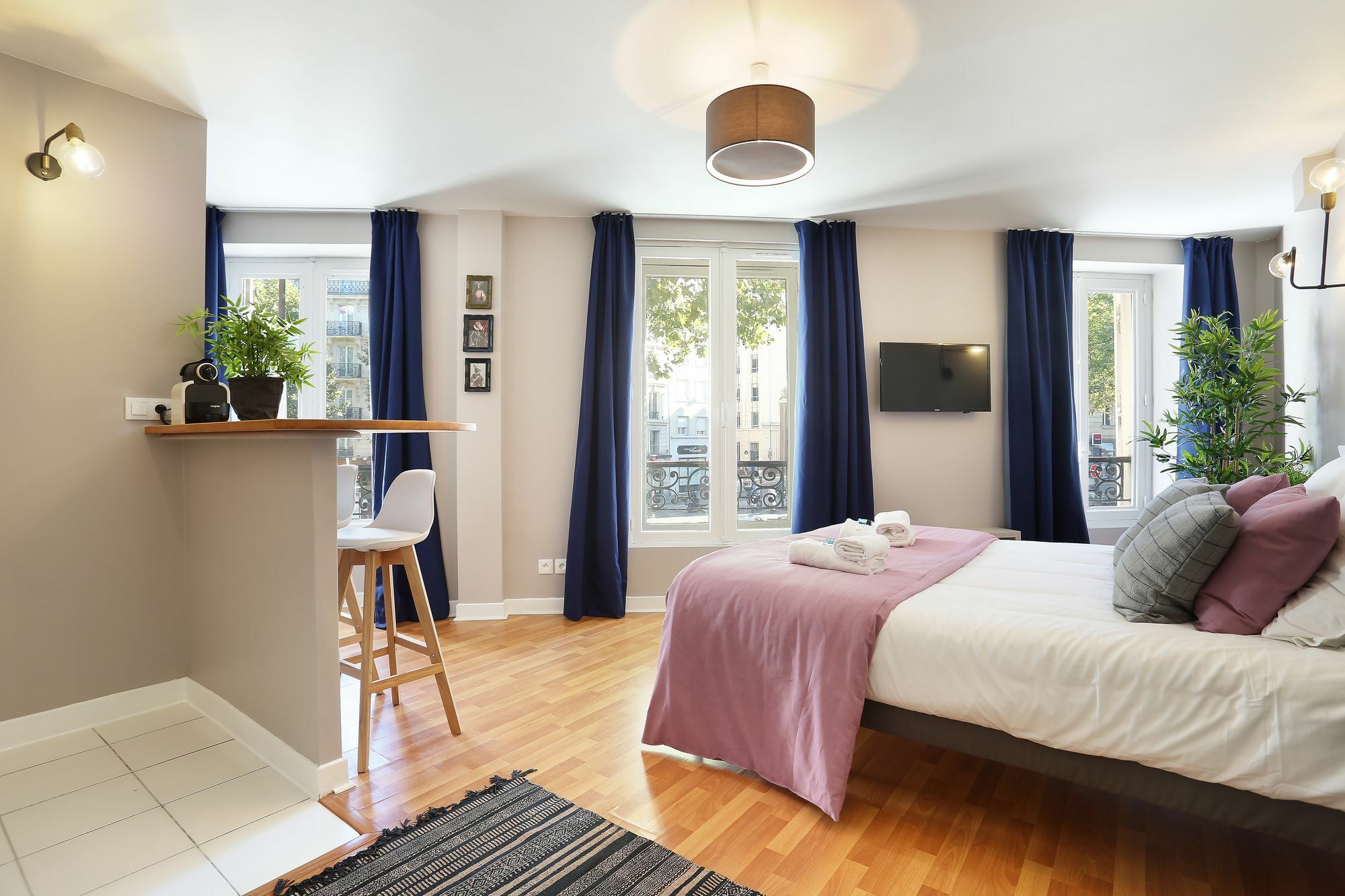 Studio Prestige Champs Elysees Parigi Esterno foto